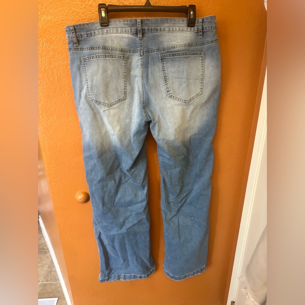 Flare & Wide Leg Light Blue Jeans - Picture 3 of 3